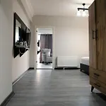 Liza Suit Hotel